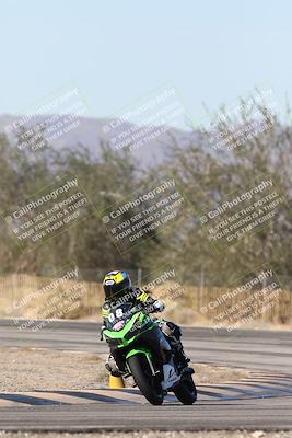 media/Dec-01-2025-Moto Forza (Mon) [[2daa91e15f]]/3-Beginner Group/Session 3 (Turn 3)/